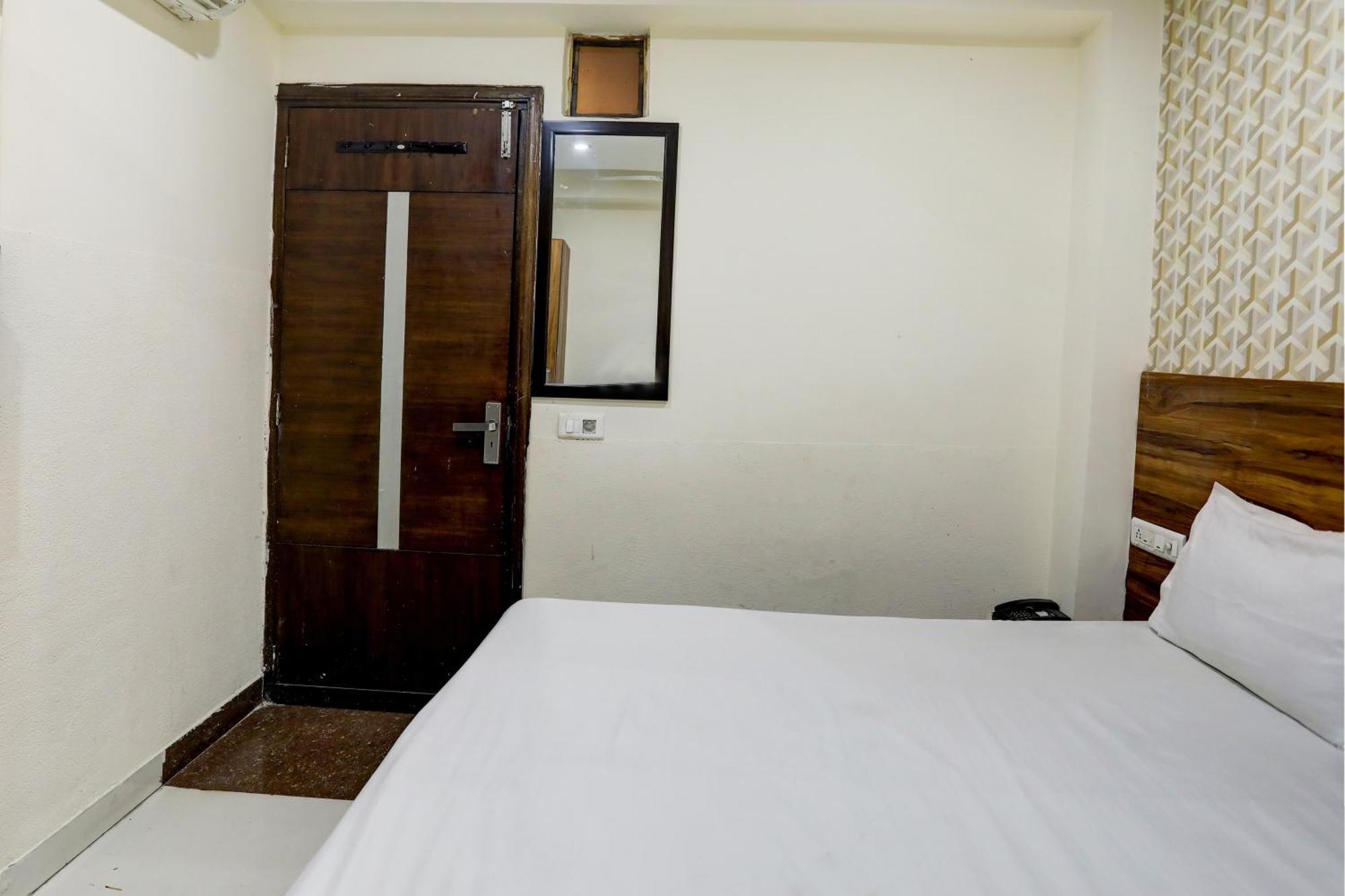 Hotel O Hcn Ludhiana Extérieur photo