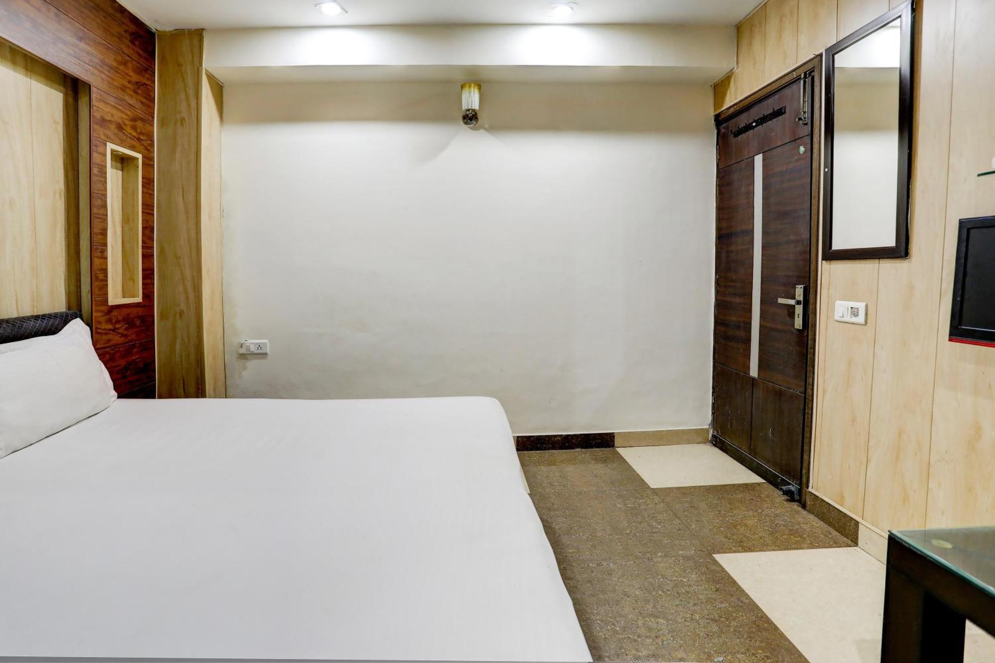 Hotel O Hcn Ludhiana Extérieur photo